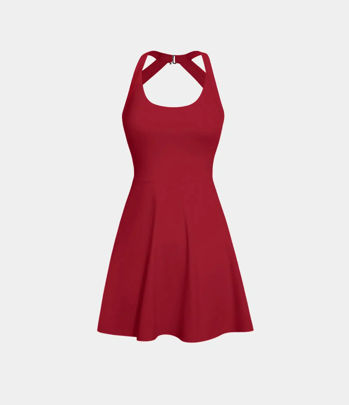 SOLIRA - Athletisches Tennis-Kleid mit integrierten Shorts und Kreuzträgern