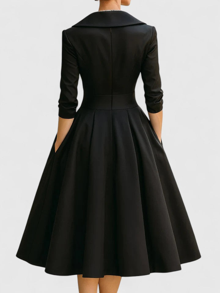 Ewelina - Damen A-Linienkleid mit Wickelkragen und elegantem Design