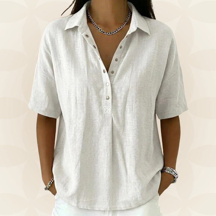 Corinne — Bluse mit Kragen und Knopfdetail