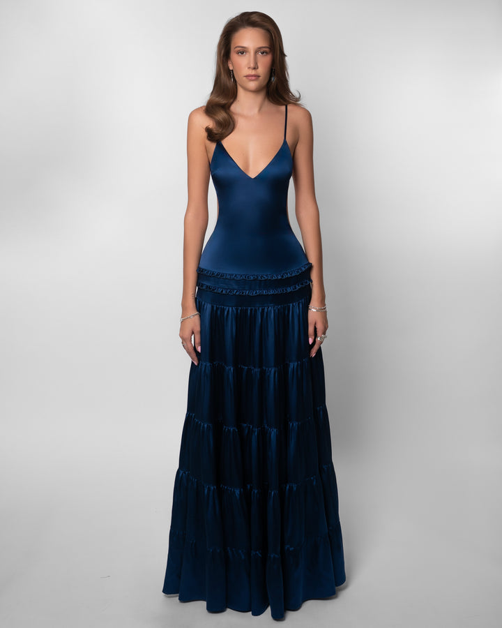Kathleen - Maxikleid aus Satin mit tiefem V-Ausschnitt und Rüschendetails