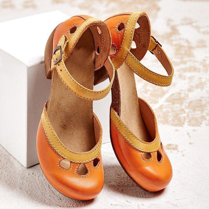 Damen Pumps mit Blockabsatz und Knöchelriemen im Retro Chic