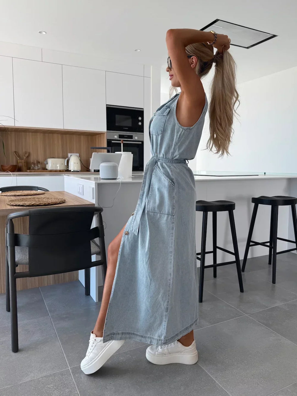 Seraina — Ärmelloses Denim-Maxikleid