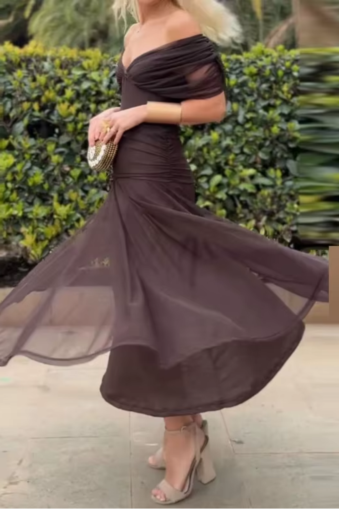 Elin - V-Ausschnitt Maxikleid