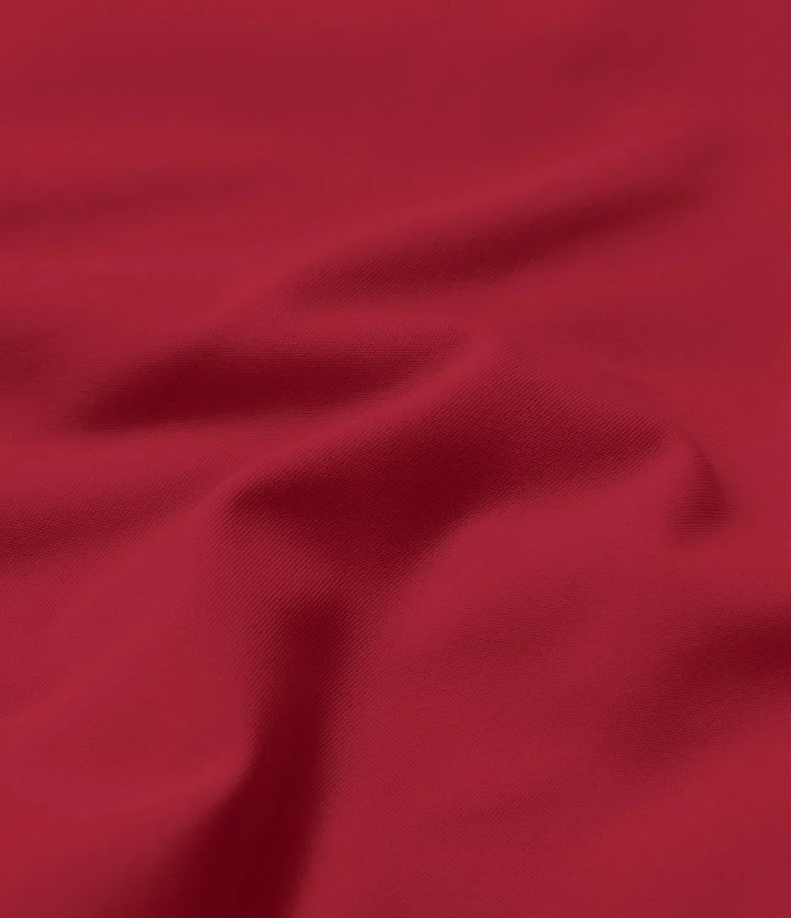 SOLIRA - Athletisches Tennis-Kleid mit integrierten Shorts und Kreuzträgern