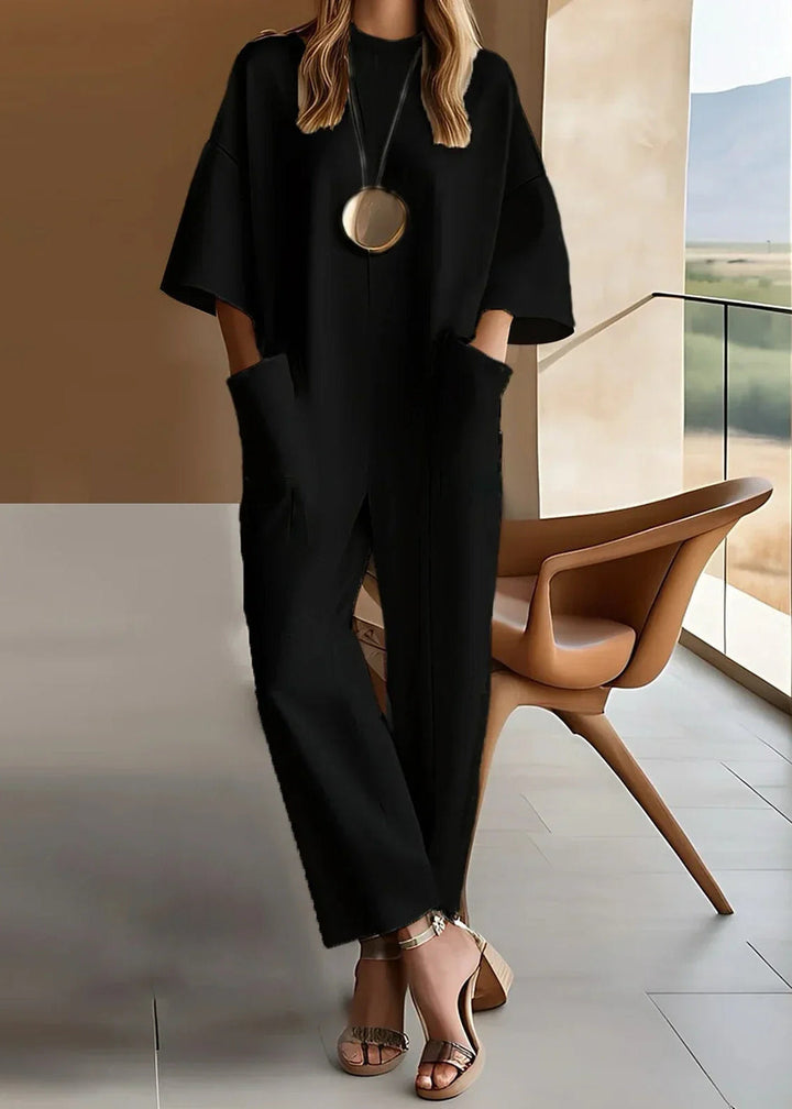 Aria | Damen Kurzarm Jumpsuit mit weitem Bein und Rundhalsausschnitt