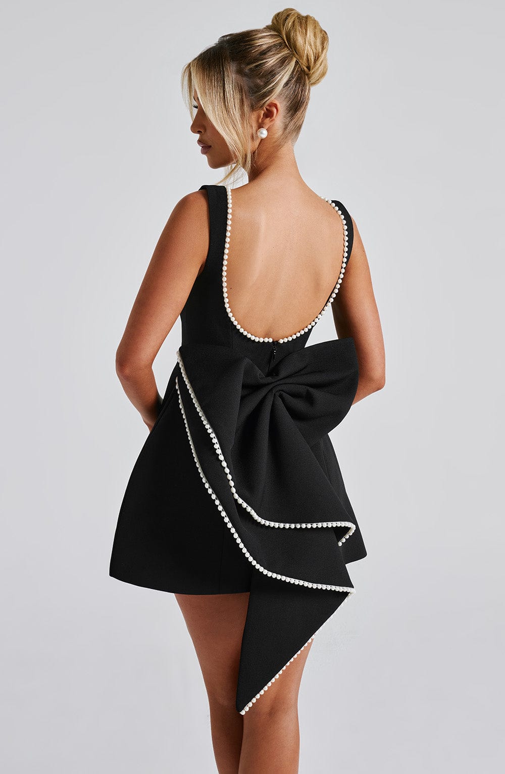 Adeline | Elegantes Damen-Minikleid zur Graduierung 2026