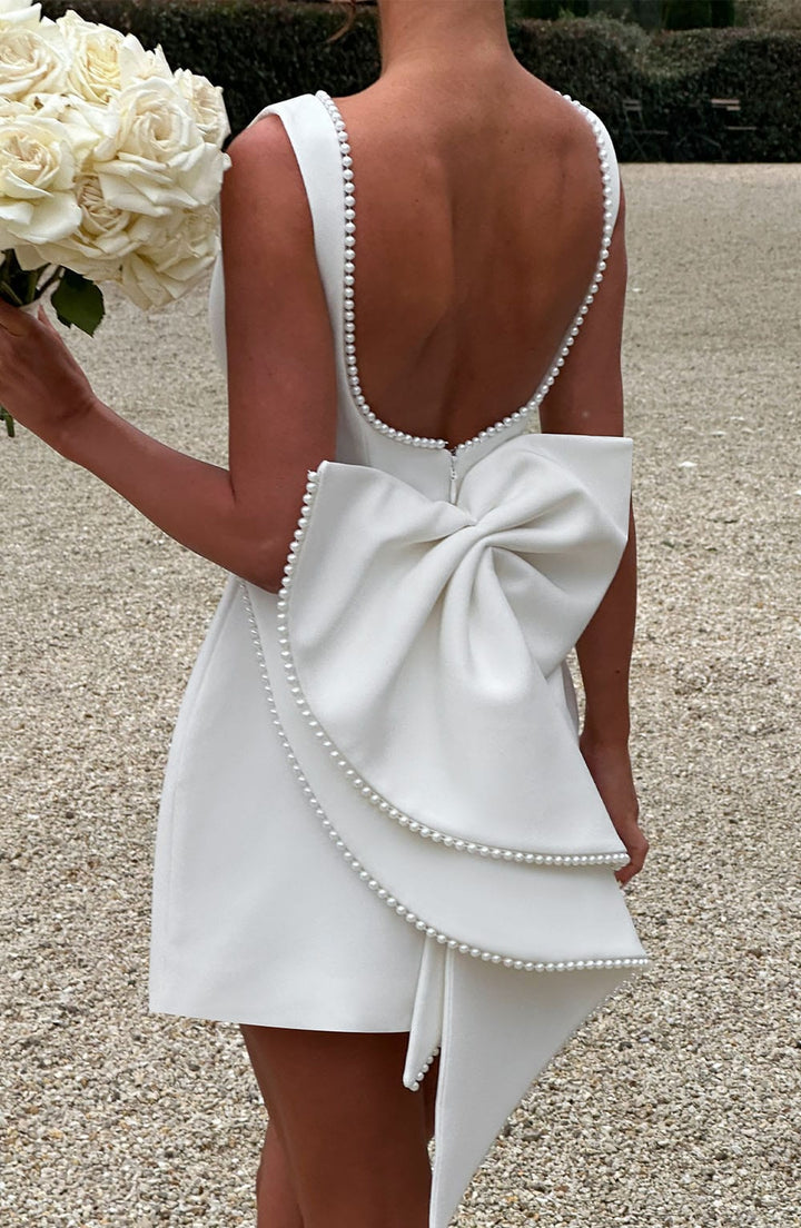 Adeline | Elegantes Damen-Minikleid zur Graduierung 2026