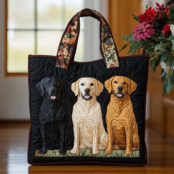 Gesteppte Tote Bag mit Motiv Drei Labradore von Maria Zürich
