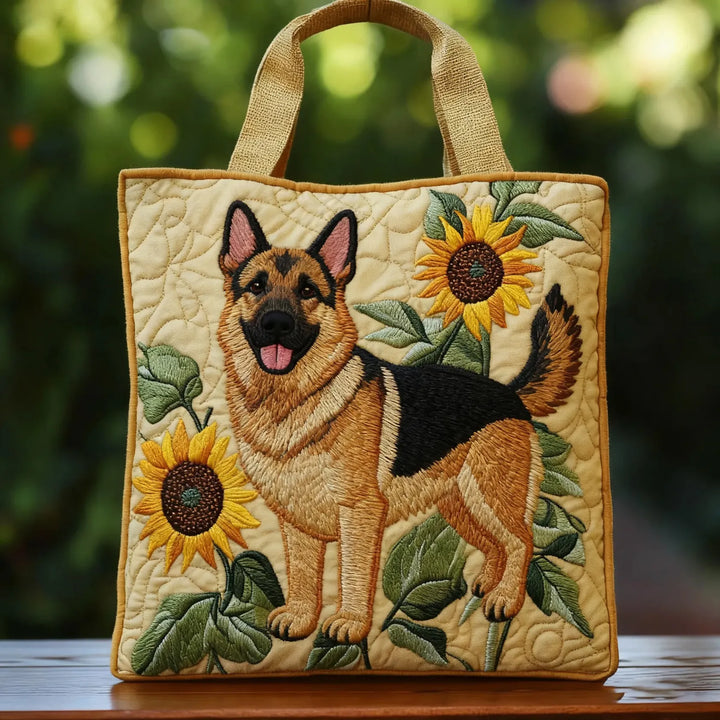 Gesteppte Tote Bag mit Motiv Schäferhund mit Blumen von Maria Zürich