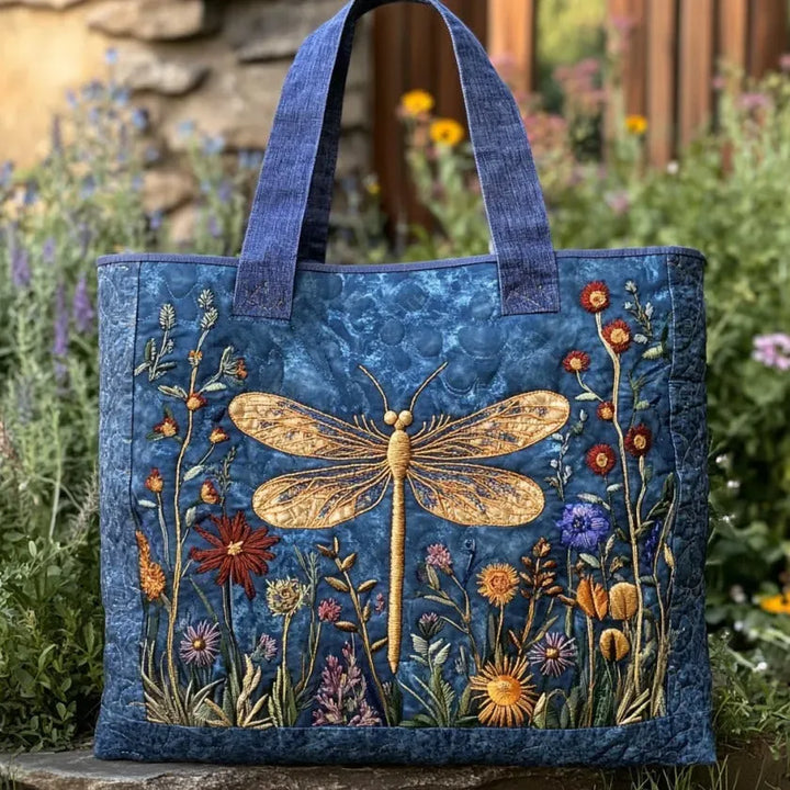 Gesteppte Tote Bag mit Motiv Goldene Libelle von Maria Zürich
