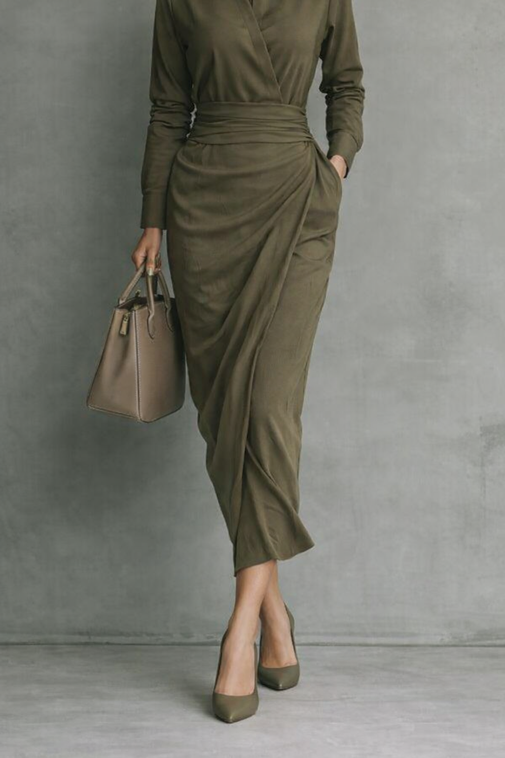 Elena - Damen Midikleid mit Wickeloptik und elegantem Design