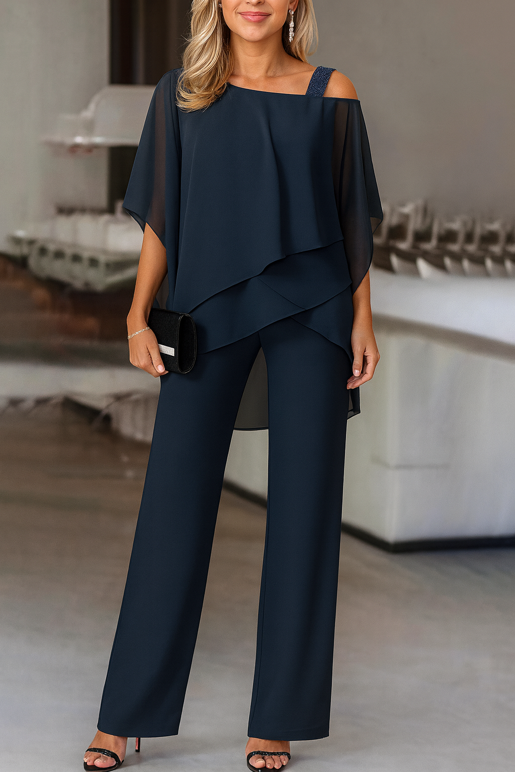 Pamela - Chiffon Oberteil mit kalten Schultern und weiten Hosen