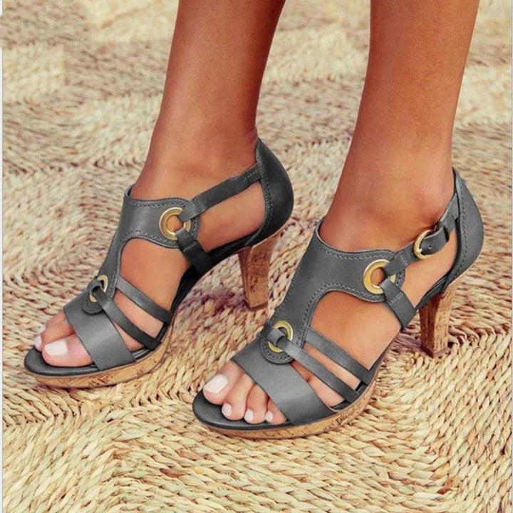 Felicia Heels | High Heels mit Riemen