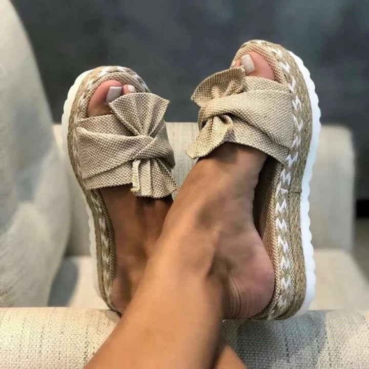 Nola Orthopädische Sandalen mit Fußbett für Damen