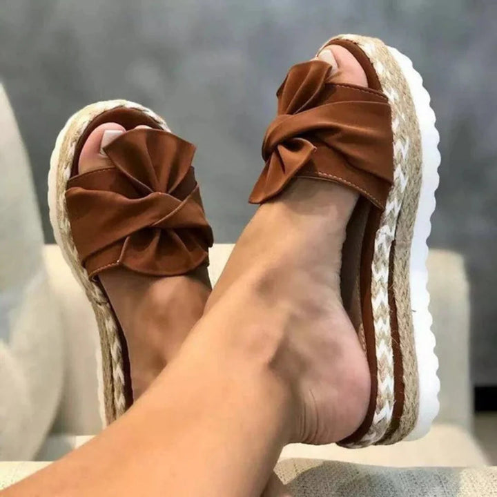 Nola Orthopädische Sandalen mit Fußbett für Damen