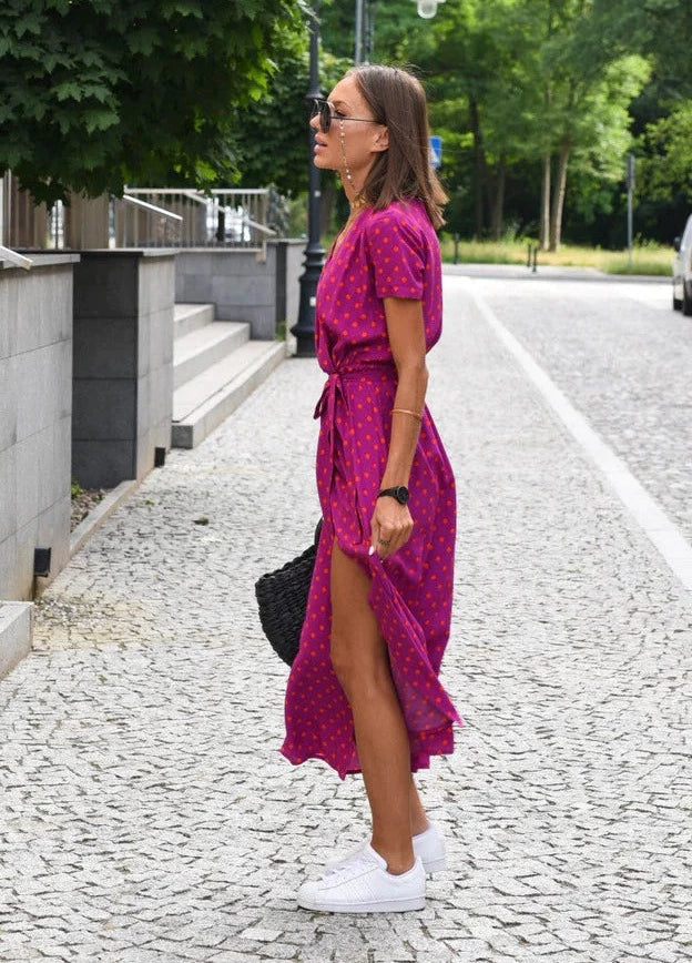 MALOU - Maxikleid mit floralem Druck und kurzen Ärmeln, mit Bindegürtel
