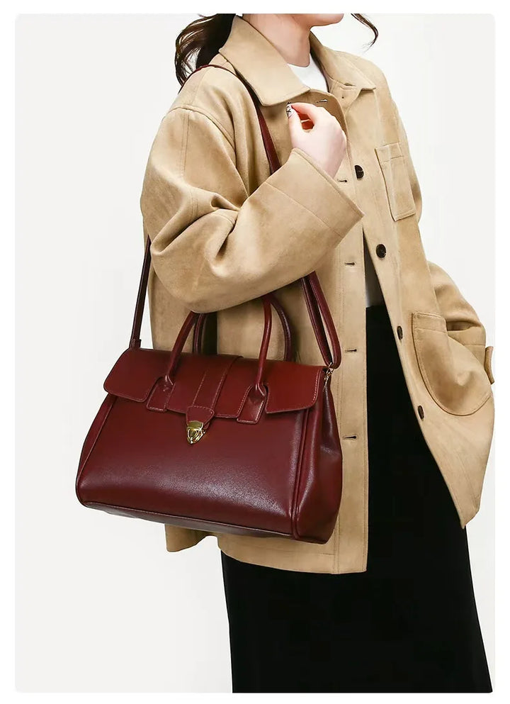 Damen Tasche - Strukturiert mit Goldener Druckknopf | Klassisch