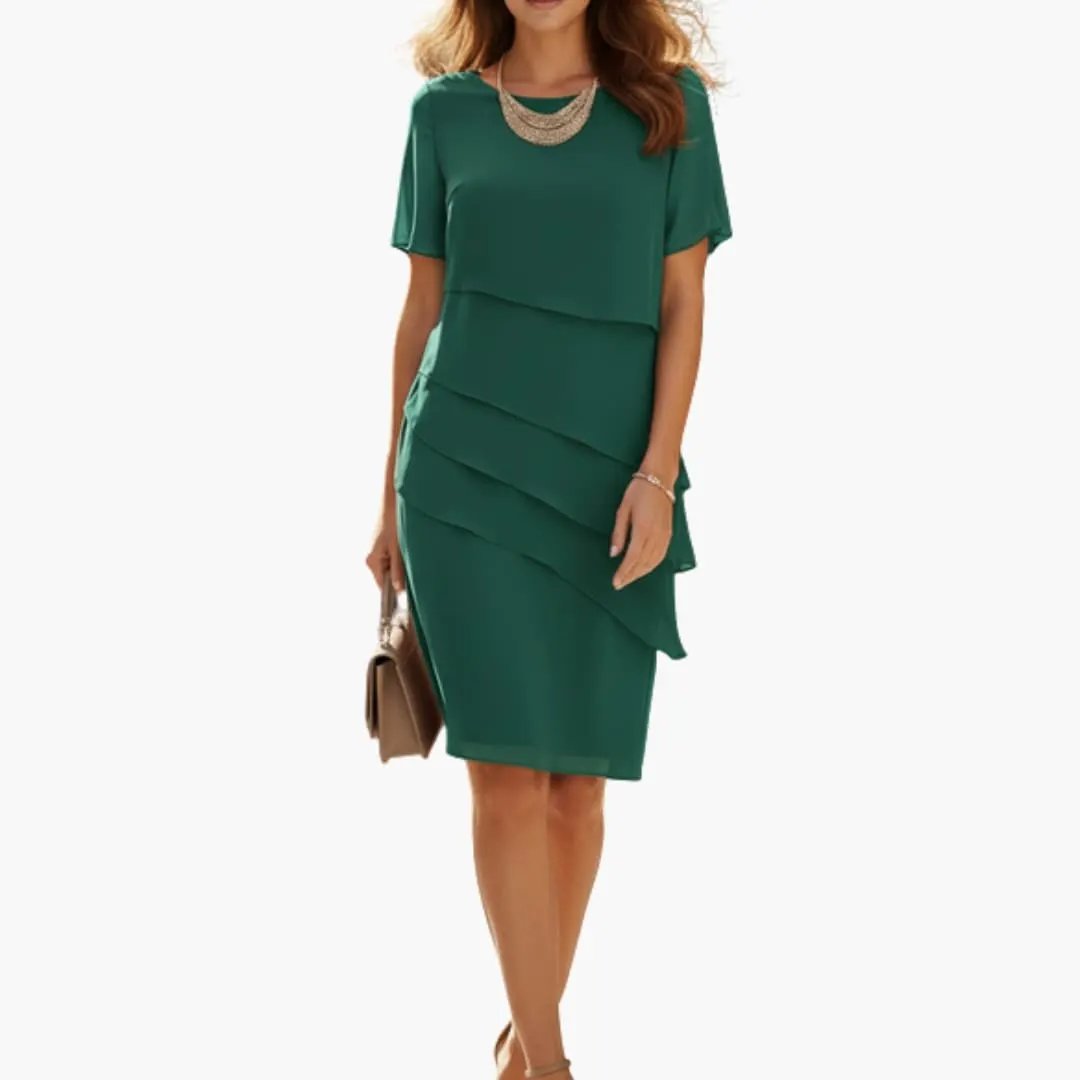 Damenkleid mit definiertem Taillenschnitt und Seitentaschen