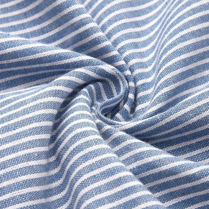 Gestreiftes Midi-Kleid für Damen mit Knopfleiste und 3/4-Ärmeln