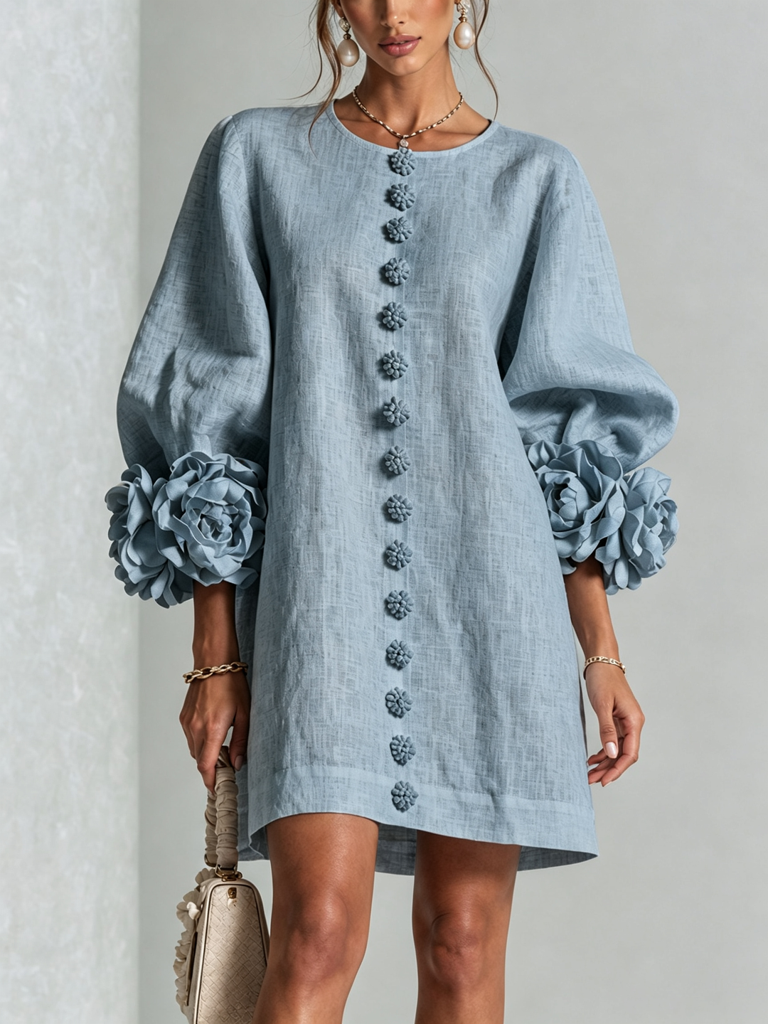 Cornelia Minikleid mit Blumenknöpfen und Knotenmanschetten – Ansicht 13
