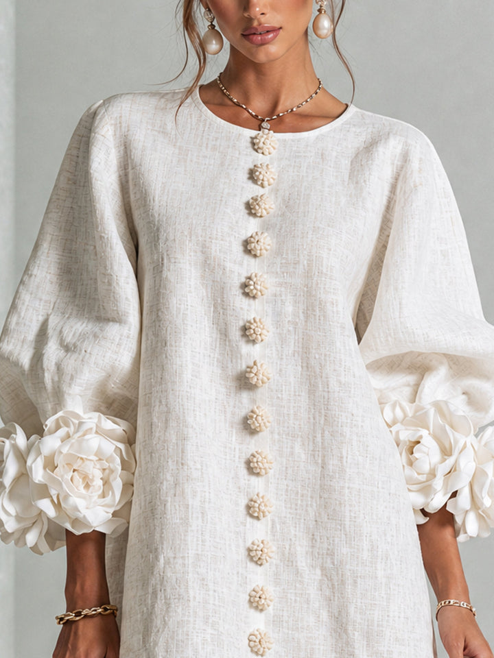 Cornelia Minikleid mit Blumenknöpfen und Knotenmanschetten – Ansicht 4