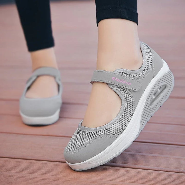 Damen Sneaker mit Plattform und Klettverschluss