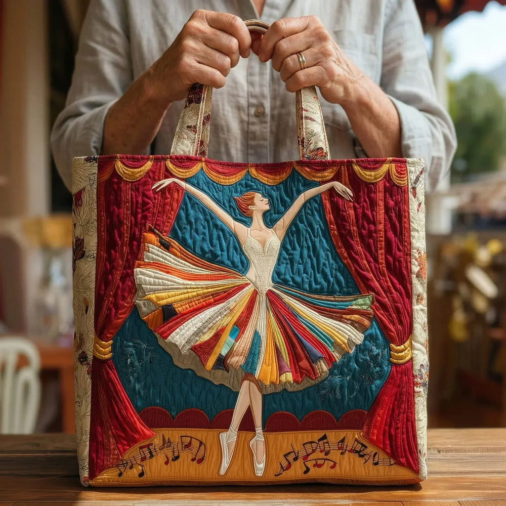 Gesteppte Tote Bag mit Motiv Elegante Ballerina von Maria Zürich