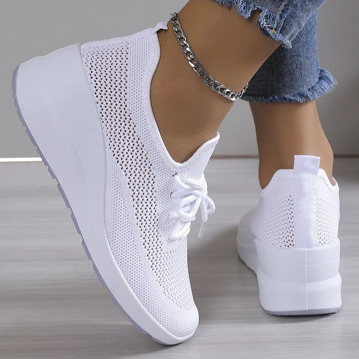 Damen Leichte Slip-On Sneaker mit Schnürsenkeln