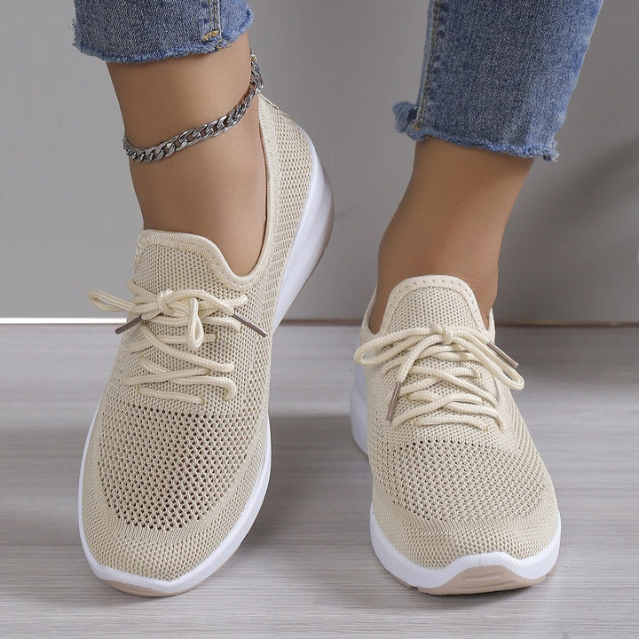 Damen Leichte Slip-On Sneaker mit Schnürsenkeln